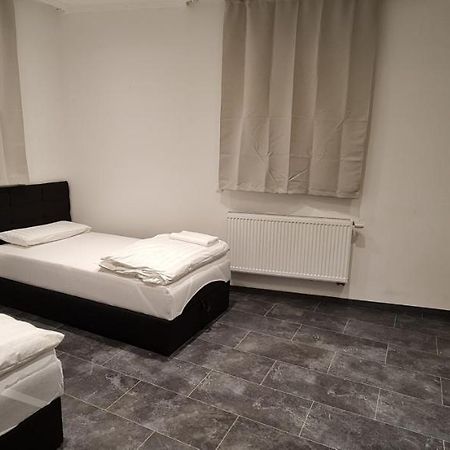 Rs Zimmervermietung Euskirchen Bagian luar foto